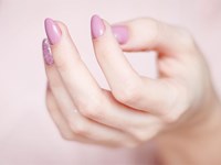 ¡Mantén tus uñas perfectas con la manicura y pedicura OPI!